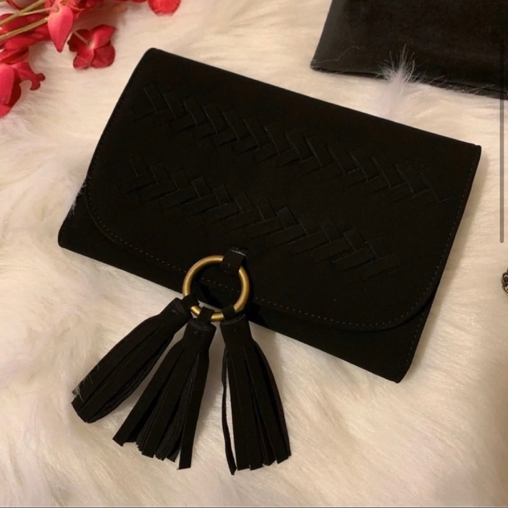 L&B black tassel crossbody clutch wallet